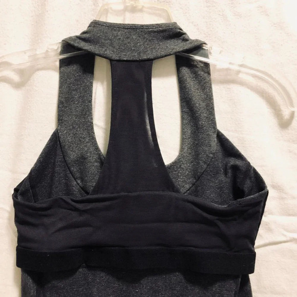 Lululemon Size 4 Scoop Neck Bra Back Tank Top - Picture 16 of 16
